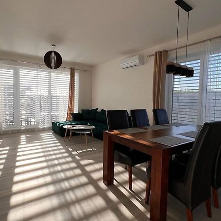 Vila Klimatizovany Apartmanovy Dom S Virivkou, 9B Janosikova Exteriér fotografie