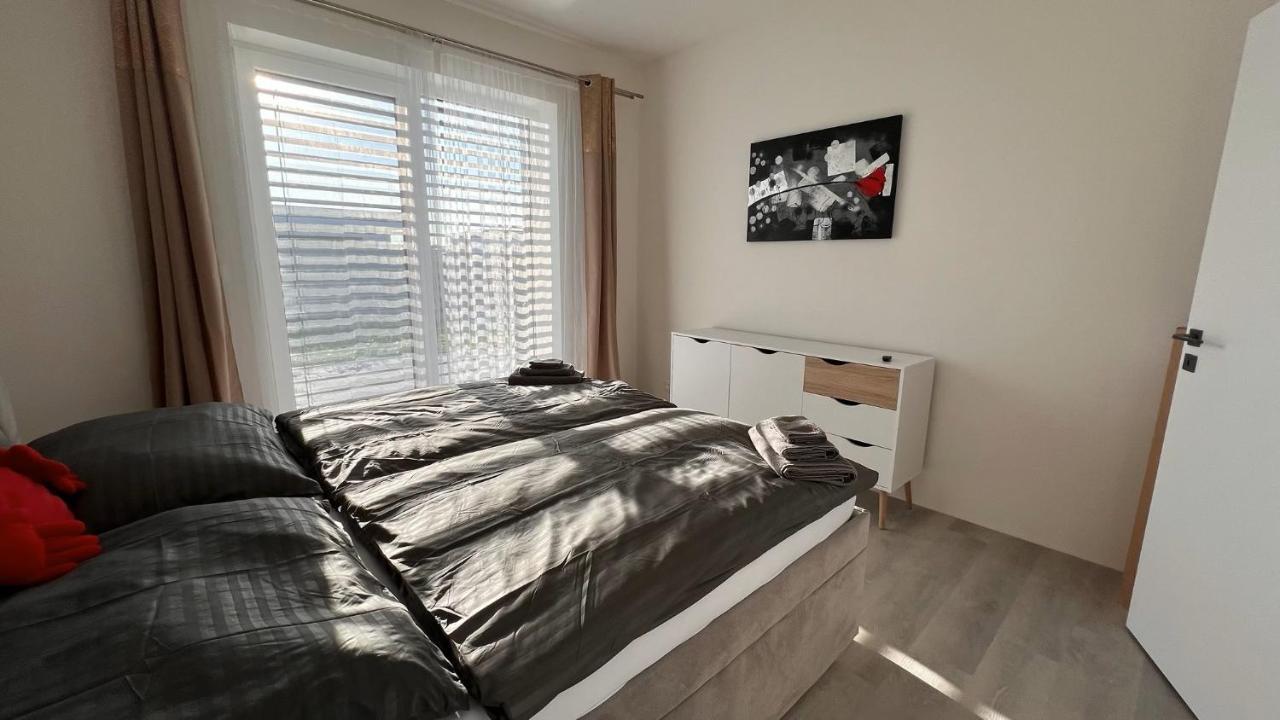 Vila Klimatizovany Apartmanovy Dom S Virivkou, 9B Janosikova Exteriér fotografie